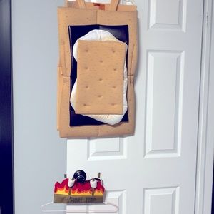 Worn 1X Kids S’mores Halloween Costume